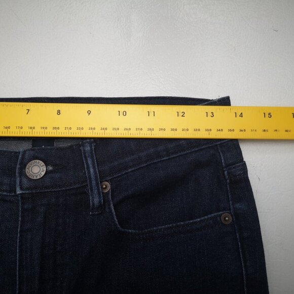 Calvin Klein Jeans Ladies Size 4 Dark Wash High Rise Skinny Blue Jeans - Picture 10 of 12